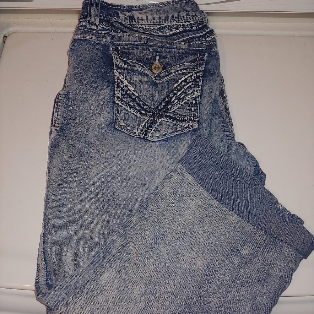 Women's Rue 21 capris